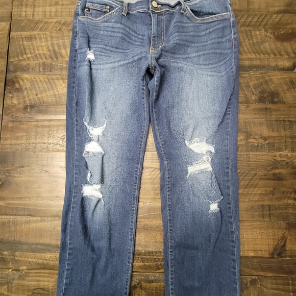 KANCAN Skinny Crop Capri‎ | 30 - Picture 2 of 5